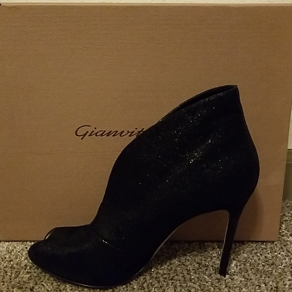 Gianvito Rossi Vamp